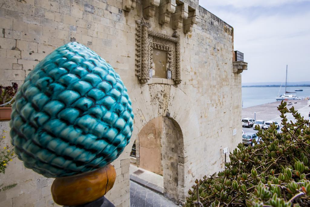 Bed and Breakfast Palazzo Giunta - Porta Marina Ortigia Syrakus Exterior foto